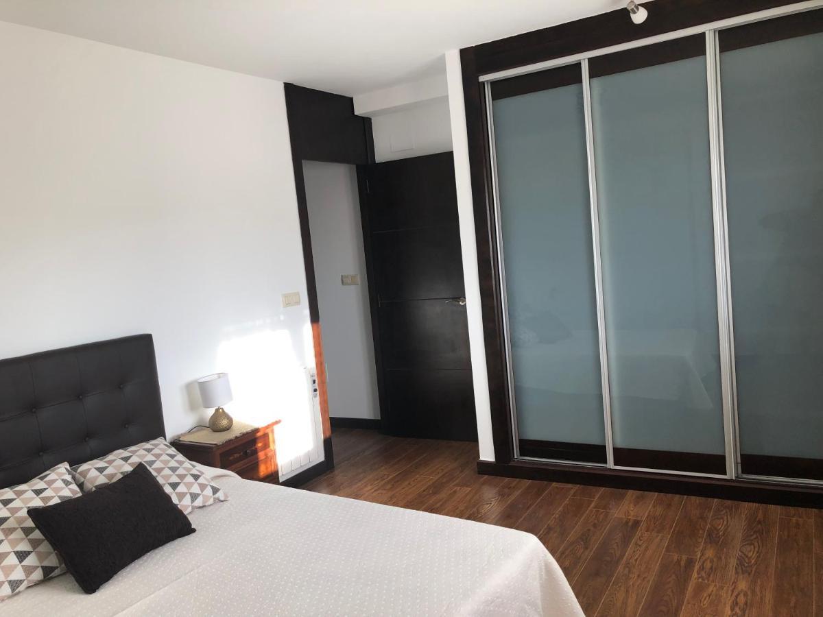 Apartamento Mosteiro Pontevedra Luaran gambar